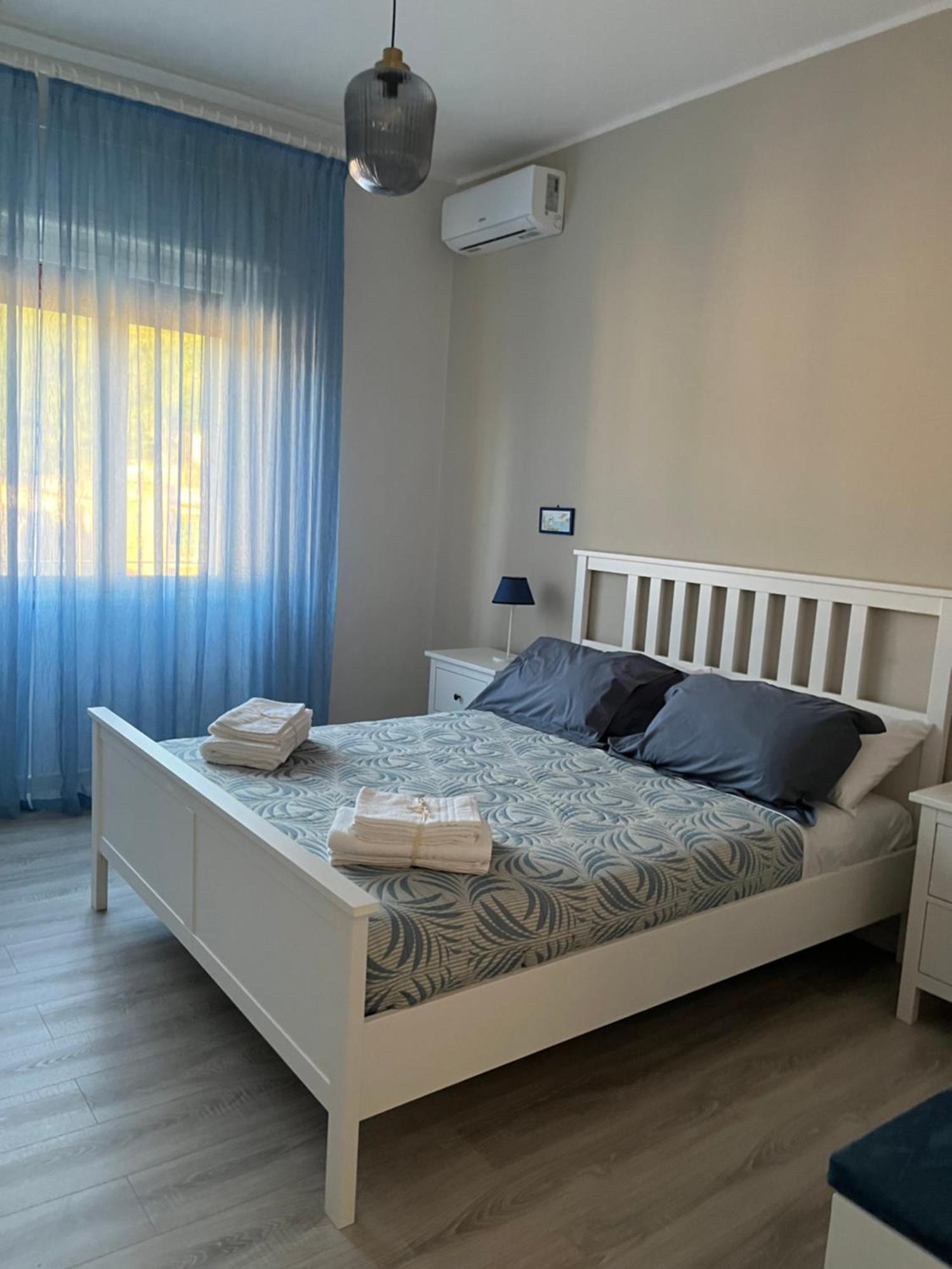 Goodangel House نابولي الغرفة الصورة